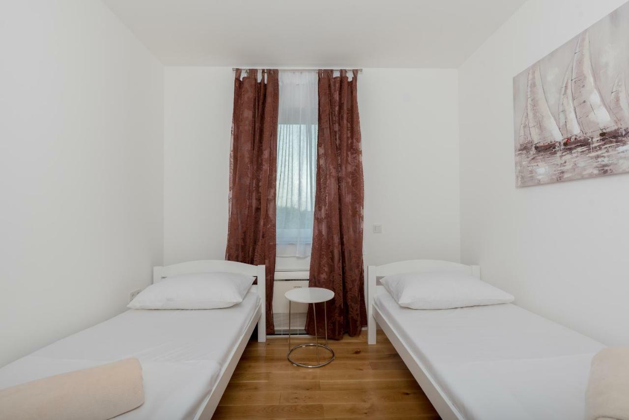Villa Anja 1St Floor Перой Экстерьер фото