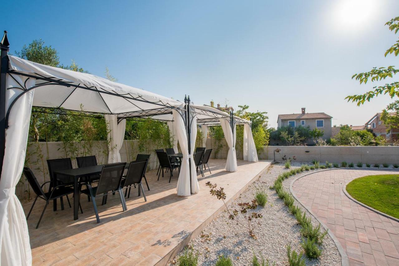 Villa Anja 1St Floor Перой Экстерьер фото