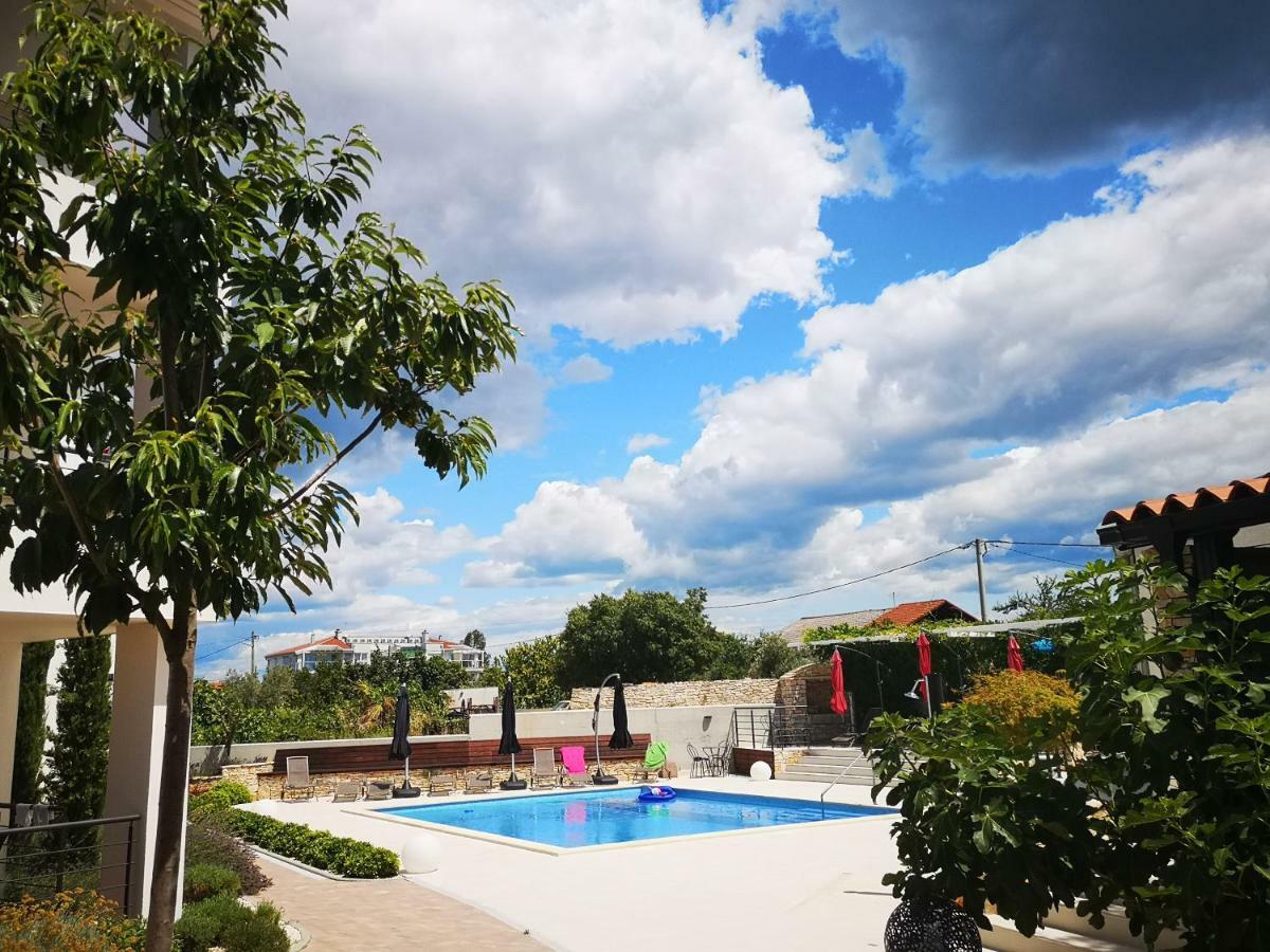 Villa Anja 1St Floor Перой Экстерьер фото