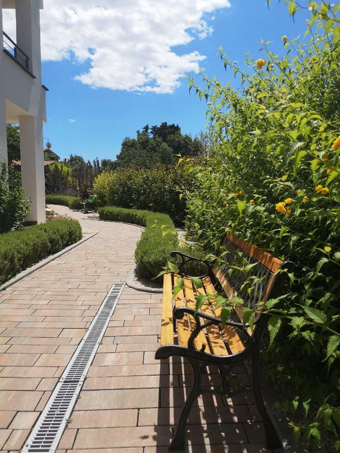 Villa Anja 1St Floor Перой Экстерьер фото
