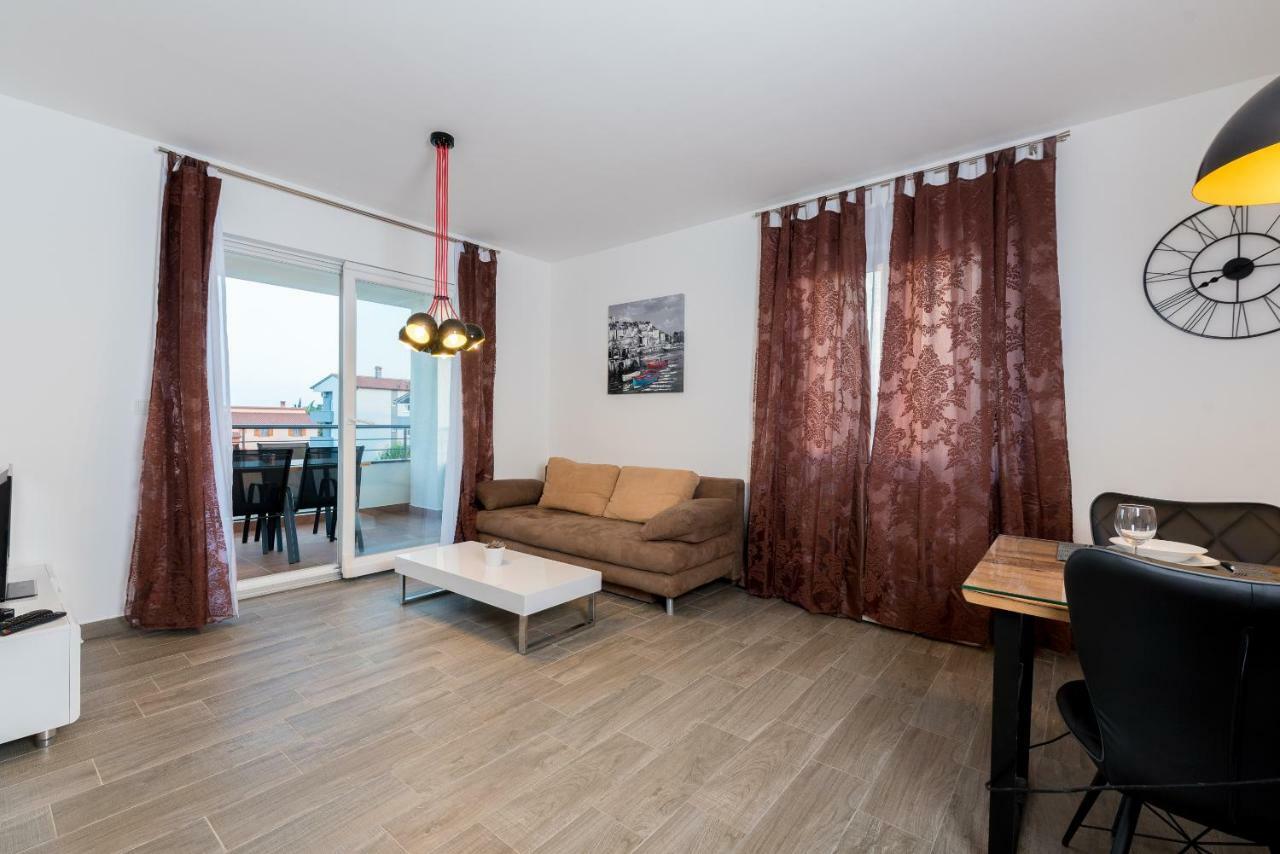 Villa Anja 1St Floor Перой Экстерьер фото